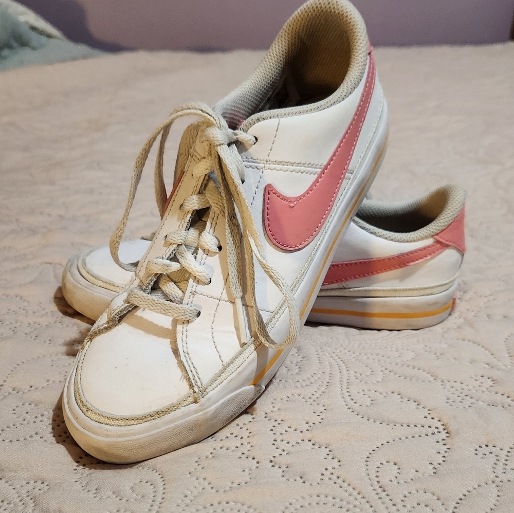 2/30$ 💚 Nike Court Legacy White / Pink / Orange